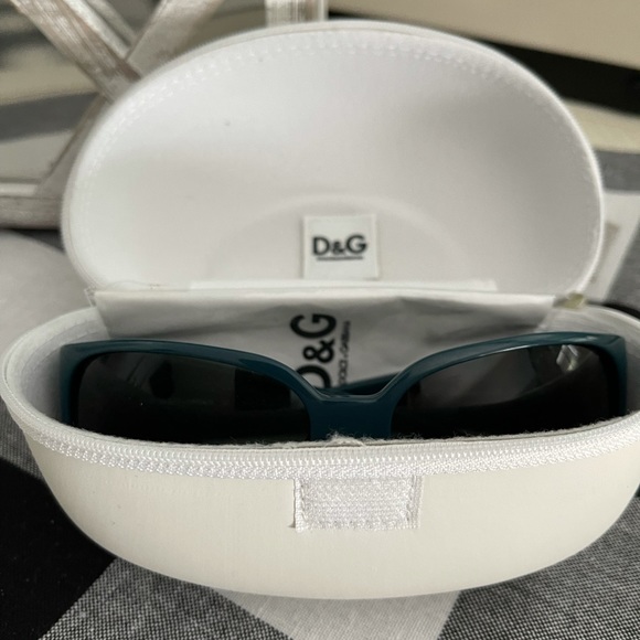 D&G sunglasses main image 5